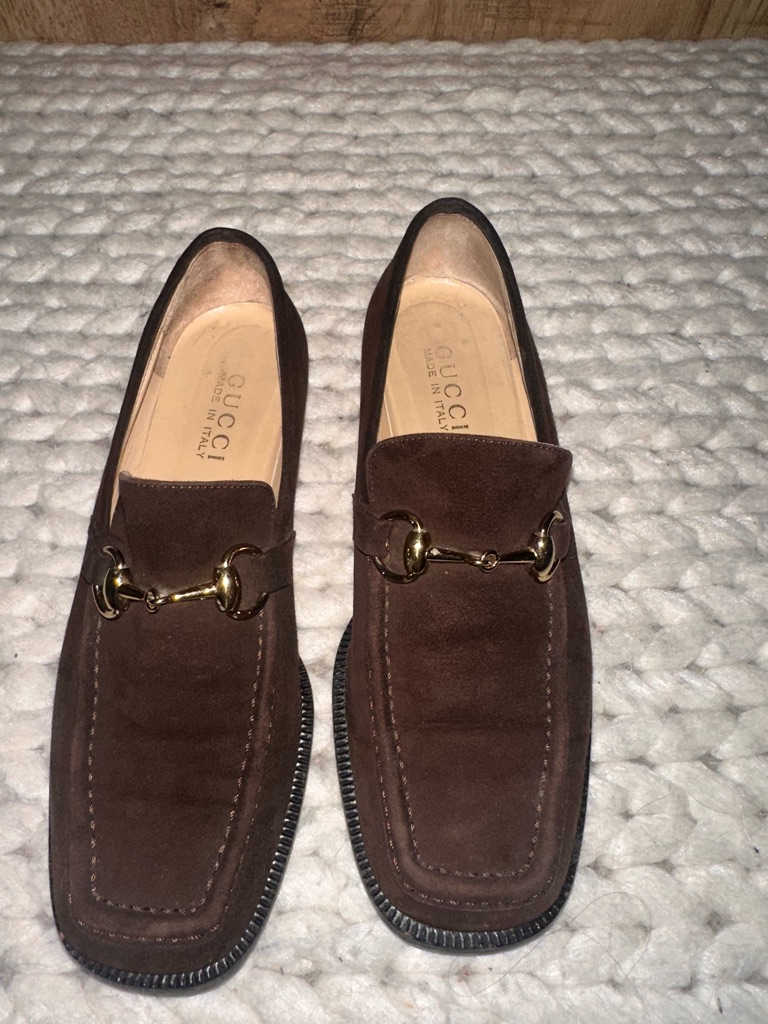 Gucci Suede Women's Horsebit Loafers With Gold Hardware Size 5.5